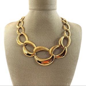 Vintage NAPIER Gold Chunky Chain Link Necklace